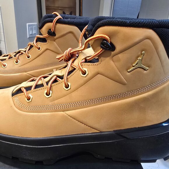 Nike Jordan City Boot Flax/Black HV4580-200 Men's Size 10 US NEW 2025 WINTER - Picture 2 of 16